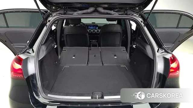 Mercedes-Benz A-Class W177 2024 Черный из Кореи, фото 6