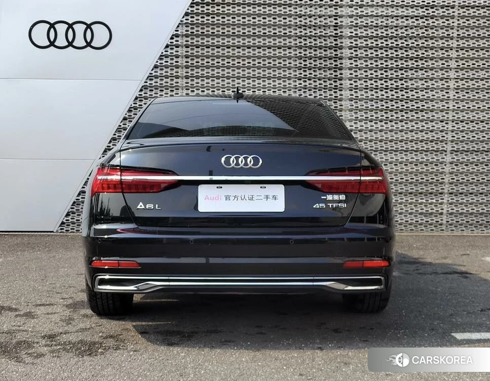 Audi A6L 2022 Черный из Китая, фото 6