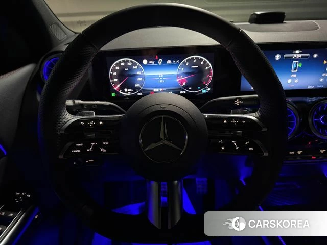 Mercedes-Benz GLA - Class H247 2025 Черный из Кореи, фото 6