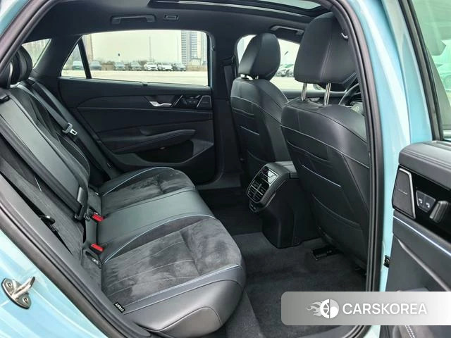 Volkswagen Passat 2026 Зеленый из Китая, фото 6