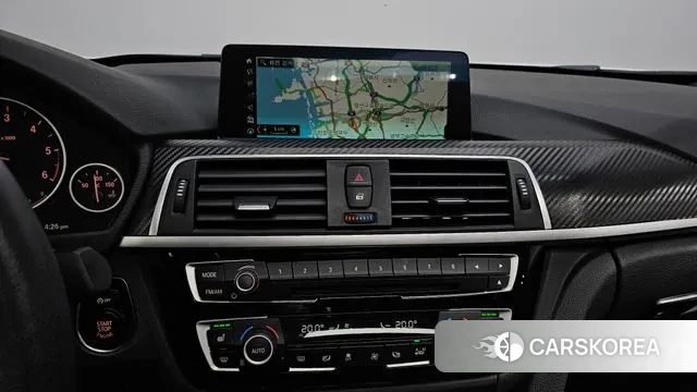 BMW 3 Series (F30) 2018 Белый из Кореи, фото 6