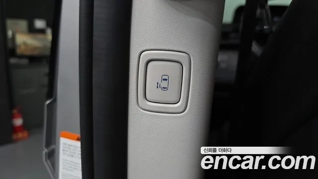 Hyundai Staria 2023 Серебристо-серый из Кореи, фото 6