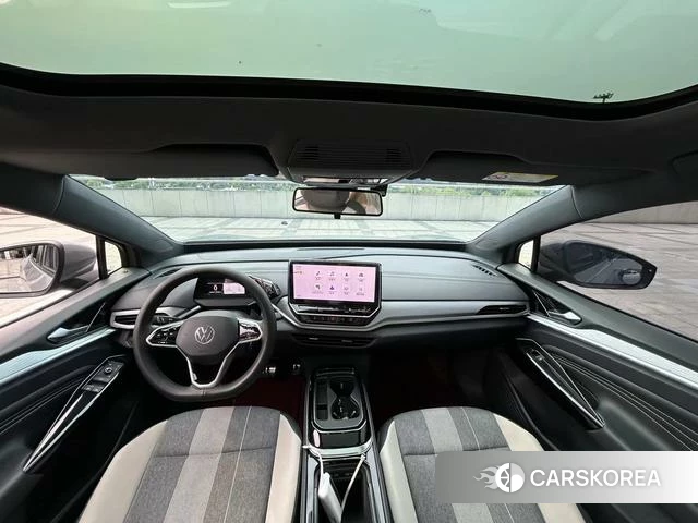 Volkswagen ID.4 CROZZ 2024 Серебристо-серый из Китая, фото 6