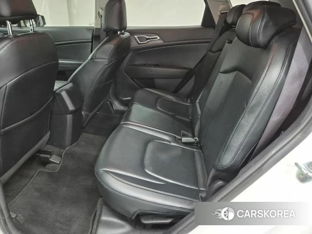 Kia Sportage 5th Generation 2022 Белый из Кореи, фото 6