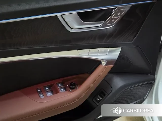 Audi A6 (C8) 2021 Белый из Кореи, фото 6