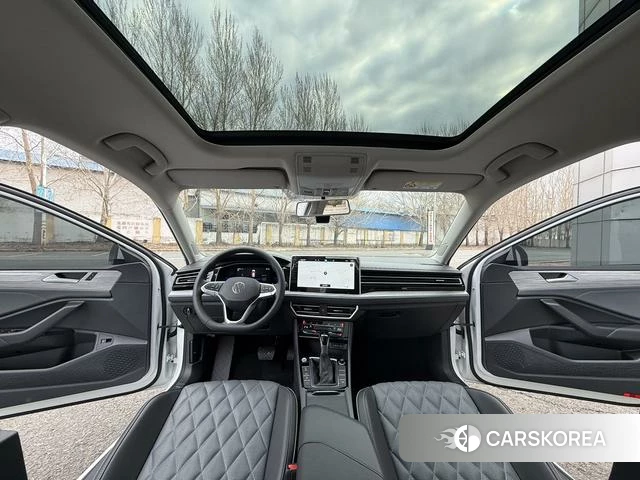 Volkswagen Sagitar 2022 Белый из Китая, фото 6