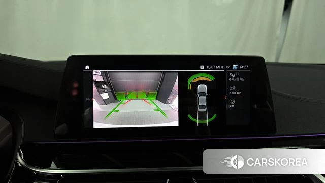 BMW 5 Series (G30) 2020 Белый из Кореи, фото 6