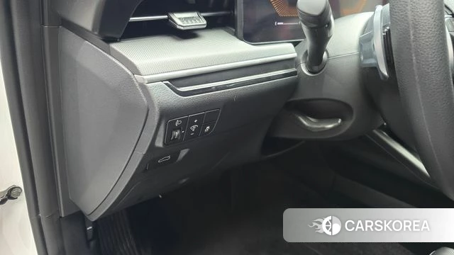 Kia The New K5 3rd generation 2025 Белый из Кореи, фото 6