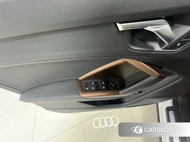 Audi Q3 id 4321285 из Китая 6