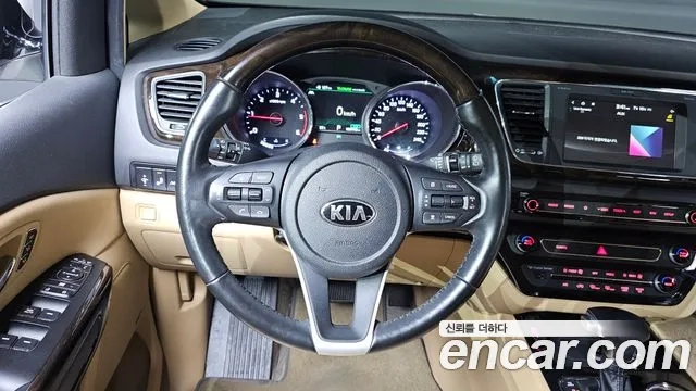 Kia The New Carnival 2018 Белый из Кореи, фото 6