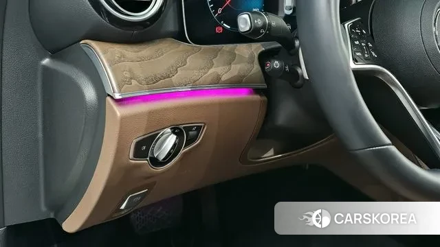 Mercedes-Benz E-Class W213 2022 Белый из Кореи, фото 6