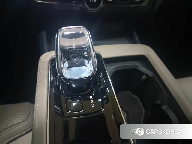 Volvo S90 2025 Черный из Кореи, фото 6