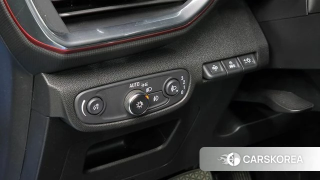 Chevrolet (GM Daewoo) Trailblazer 2022 Небесно-голубой из Кореи, фото 6