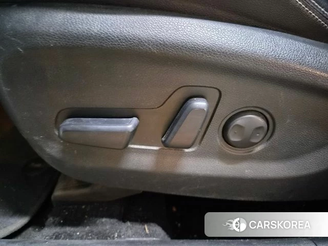 Kia Sportage The Bold 2018 Белый из Кореи, фото 6