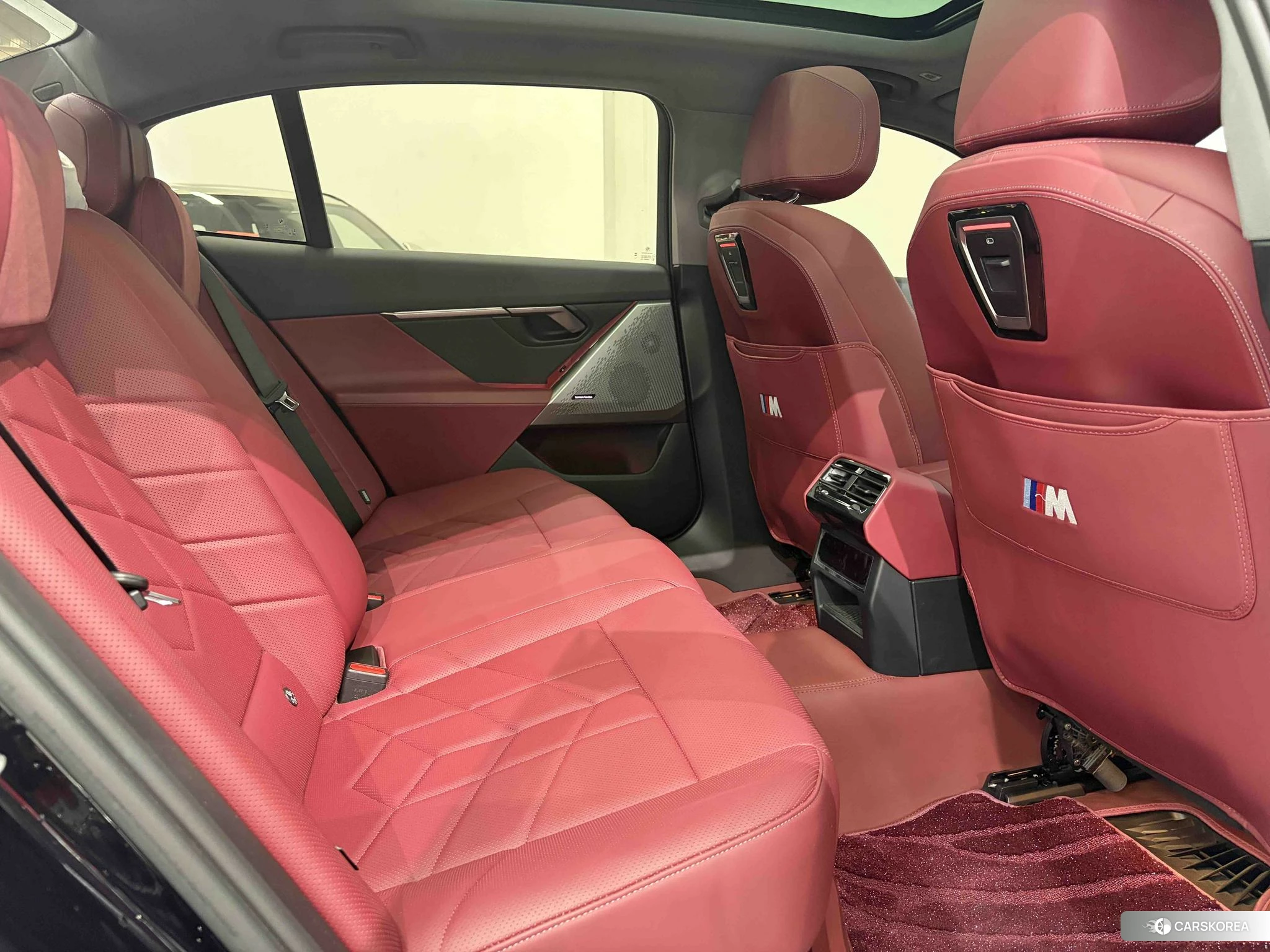 BMW 5 series 2024 Черный из Китая, фото 6