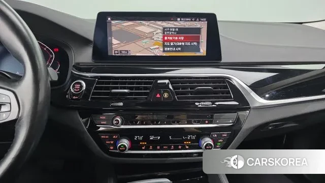 BMW 5 Series (G30) 2020 Белый из Кореи, фото 6