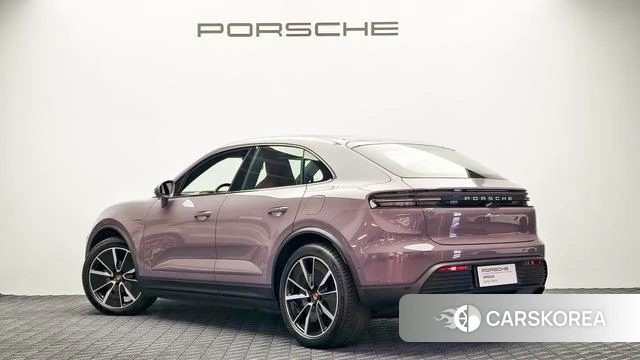 Porsche Macan EV 2026 Фиолетовый из Китая, фото 6