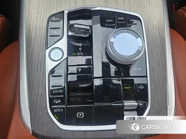 BMW X7 (G07) 2025 Белый из Кореи, фото 6