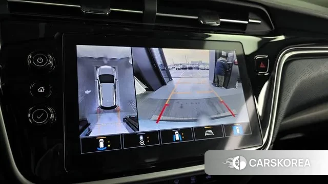 Chevrolet (GM Daewoo) Bolt EUV 2022 Серебряный из Кореи, фото 6