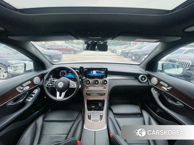Mercedes-Benz GLC 2021 Белый из Китая, фото 6