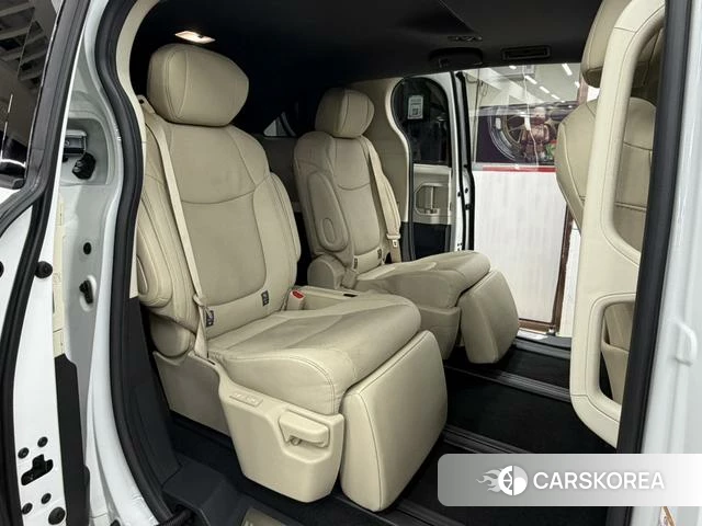 Toyota Saina 2023 Белый из Китая, фото 6