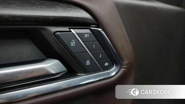 GMC Sierra 2024 Черный из Кореи, фото 6