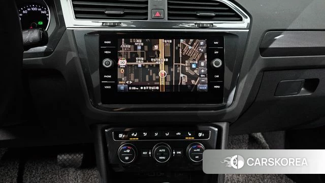 Volkswagen Tiguan second Generation 2019 Белый из Кореи, фото 6