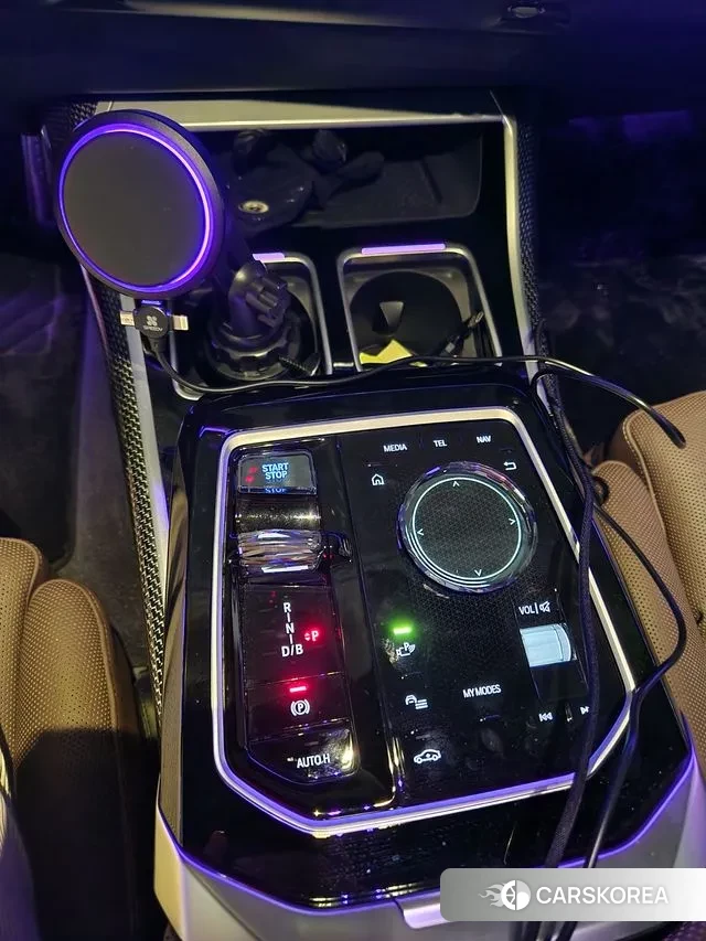 BMW i7 (G70) 2022 Черный двухцветный из Кореи, фото 6