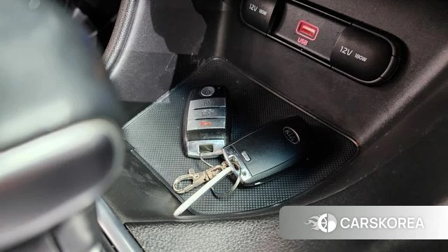 Kia Sportage The Bold 2018 Черный из Кореи, фото 6