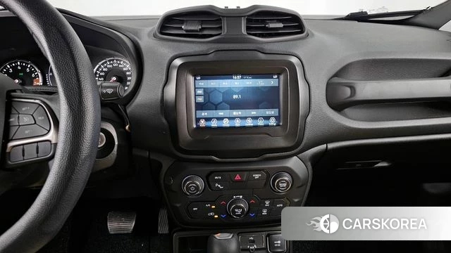 Jeep Renegade 2022 Белый из Кореи, фото 6