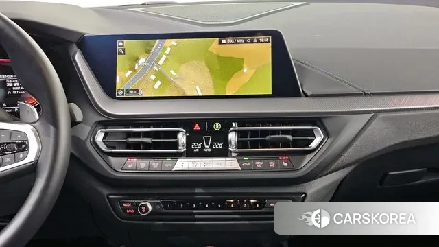 BMW 1 Series (F40) 2023 Черный из Кореи, фото 6