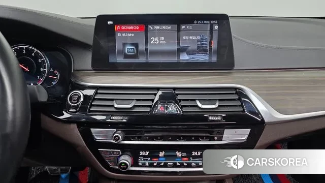 BMW 5 Series (G30) 2018 Серый из Кореи, фото 6