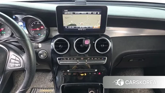 Mercedes-Benz GLC-Class X253 2019 Белый из Кореи, фото 6