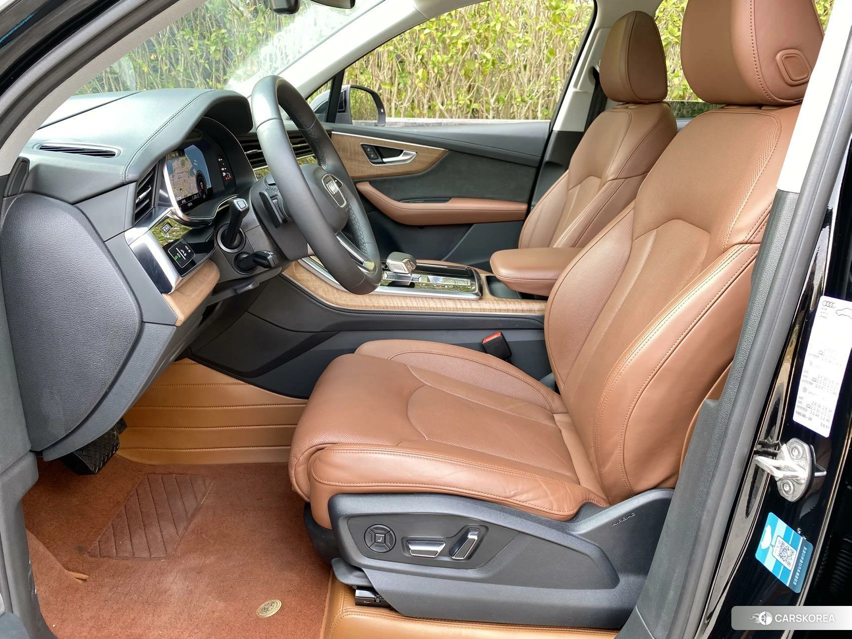 Audi Q7 2020 Черный из Китая, фото 6