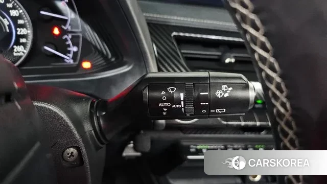 Lexus UX250h 2019 Черный из Кореи, фото 6