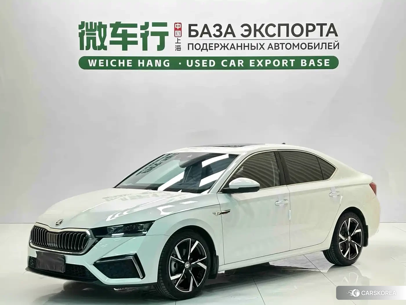 Skoda Octavia 2023 Белый из Китая, фото 6