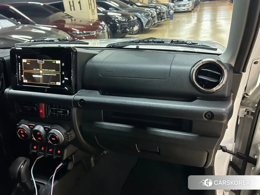 Suzuki Jimny 2023 Белый из Кореи, фото 6