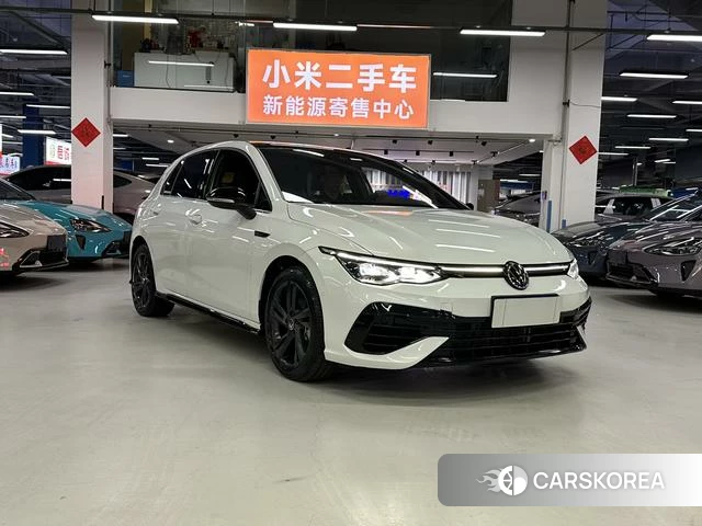 Volkswagen Golf 2022 Белый из Китая, фото 6