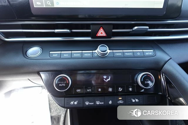 Hyundai The New Avante Hybrid (CN7) 2024 Белый из Кореи, фото 6