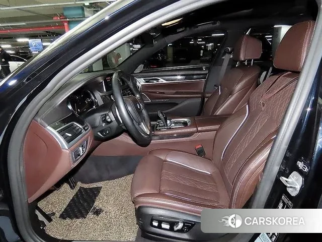 BMW 7 Series (G11) 2018 Черный из Кореи, фото 6