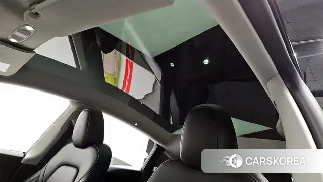 Tesla Model Y 2023 Белый из Кореи, фото 6