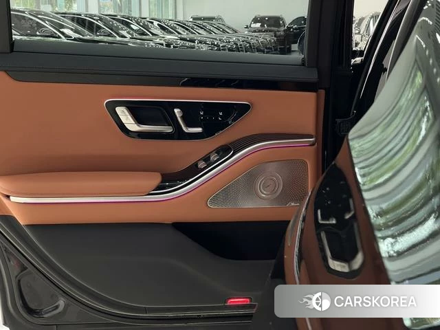 Mercedes-Benz S-class 2022 Черный из Китая, фото 6