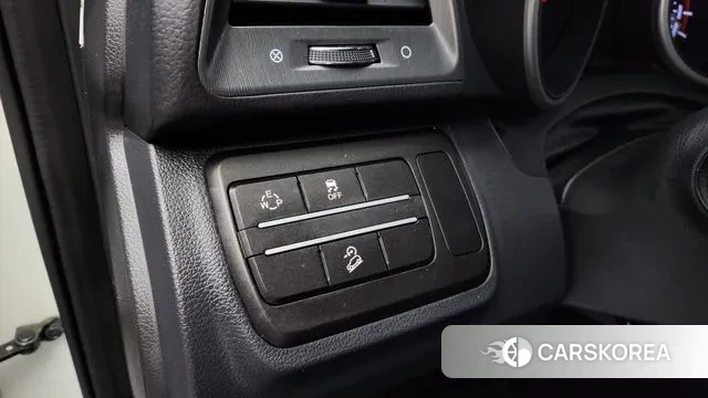 Ssangyong Tivoli Armor 2019 Белый из Кореи, фото 6