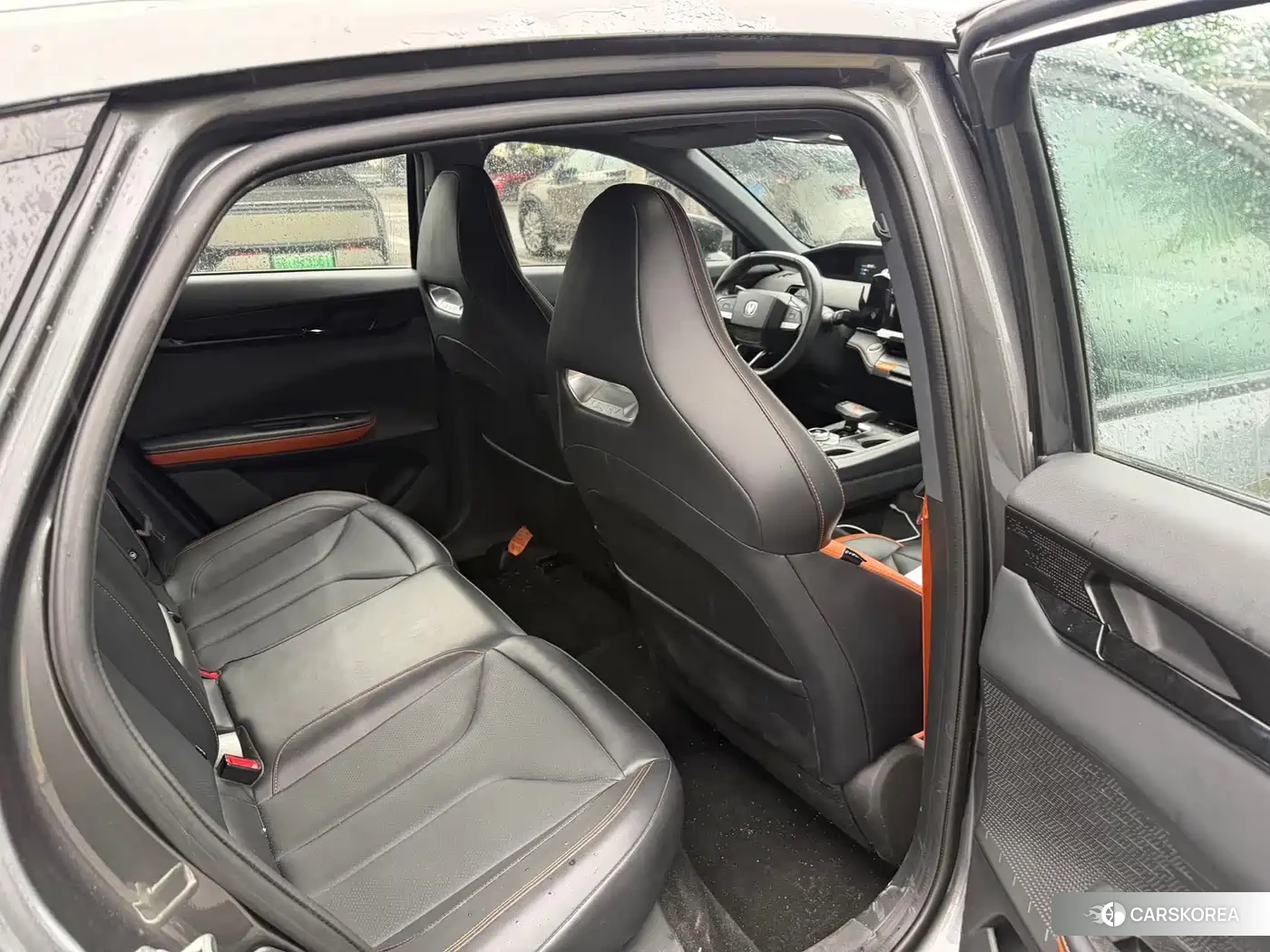 Chang'an UNI-V 2024 Silver/gray из Китая, фото 6