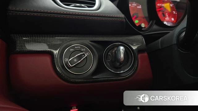 Porsche 718 Boxster 2019 Черный из Кореи, фото 6
