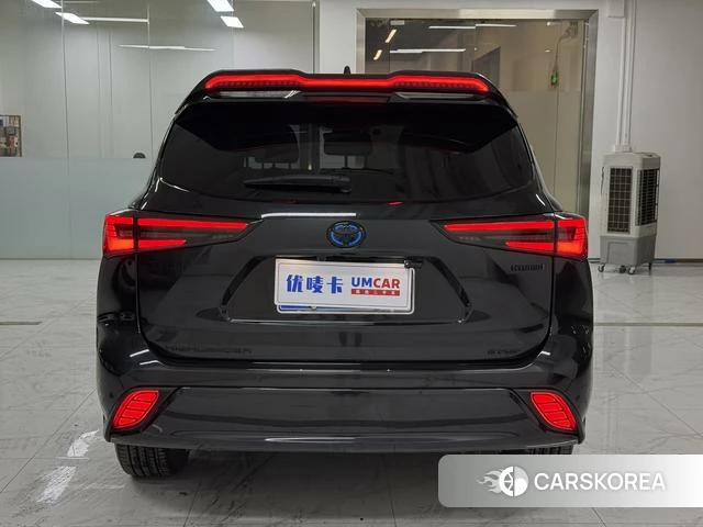 Toyota Highlander 2024 Черный из Китая, фото 6