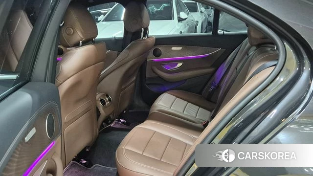 Mercedes-Benz E-Class W213 2021 Серый из Кореи, фото 6