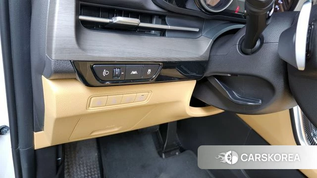 Kia Carnival 4th generation 2023 Белый из Кореи, фото 6