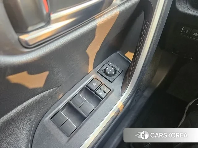 Toyota RAV4 5th Generation 2024 Белый из Кореи, фото 6