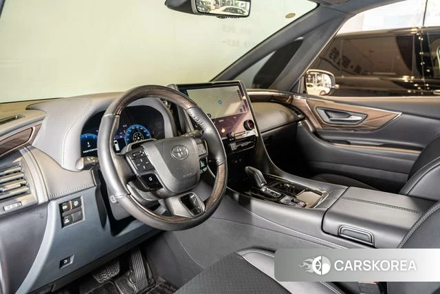 Toyota Elfa 2024 Белый из Китая, фото 6
